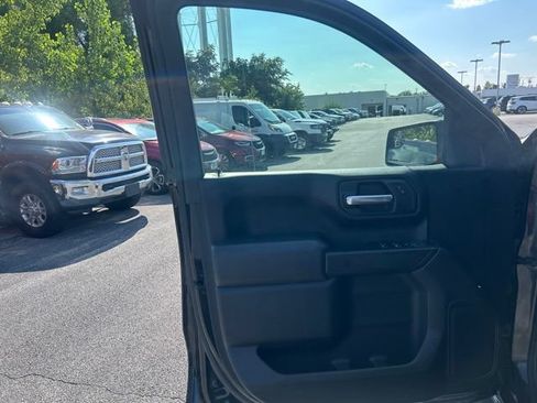 Used 2019 Chevrolet Silverado 1500 Custom Trail Boss w/ Custom Convenience Package AWD/4WD image 13