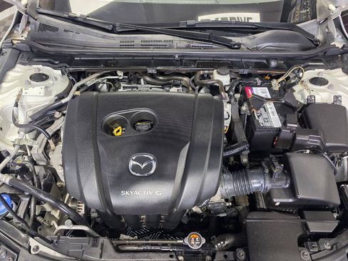 Used 2020 MAZDA MAZDA3 Hatchback FWD image 33