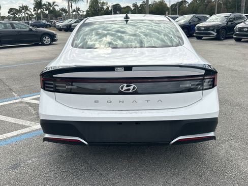New 2026 Hyundai Sonata SE FWD image 7