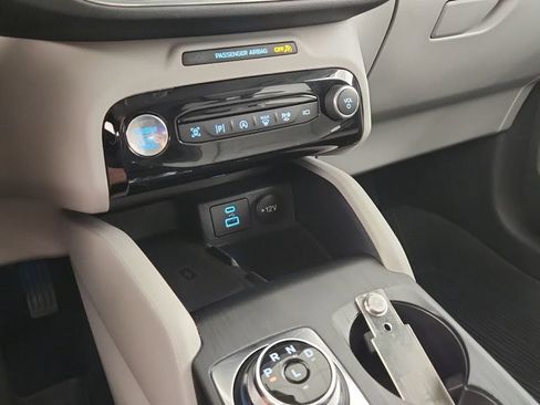 Used 2023 Ford Escape Platinum w/ Premium Technology Package AWD/4WD image 16