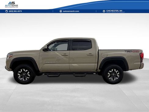 Used 2019 Toyota Tacoma TRD Off-Road w/ Technology Package AWD/4WD image 2