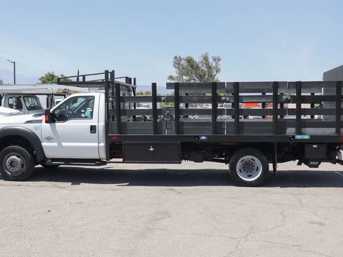 Used 2015 Ford F550 4x4 Regular Cab Super Duty image 5