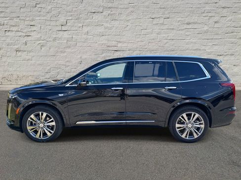 Certified 2025 Cadillac XT6 Premium Luxury image 2