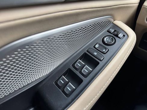 Used 2024 Acura MDX Technology image 5