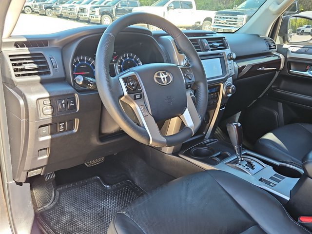 Used 2014 Toyota 4Runner Limited RWD image 10
