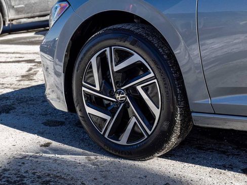 Used 2024 Volkswagen Jetta SEL image 7