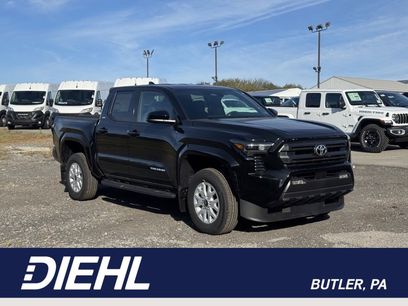 New 2025 Toyota Tacoma SR5