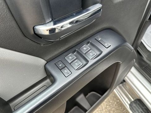 Used 2018 Chevrolet Silverado 1500 W/T image 17