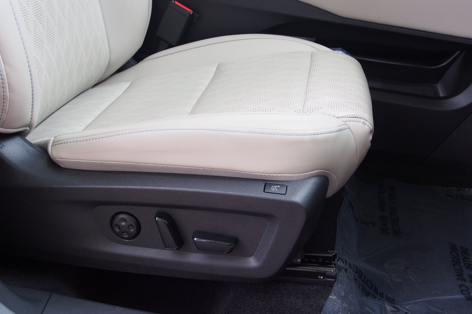 Used 2025 Nissan Murano Platinum w/ Cargo Package AWD/4WD image 12