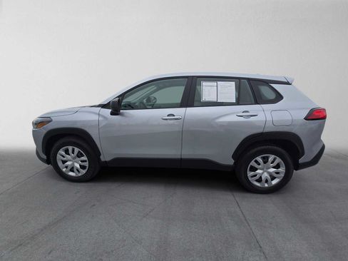 Used 2022 Toyota Corolla Cross L AWD/4WD image 6