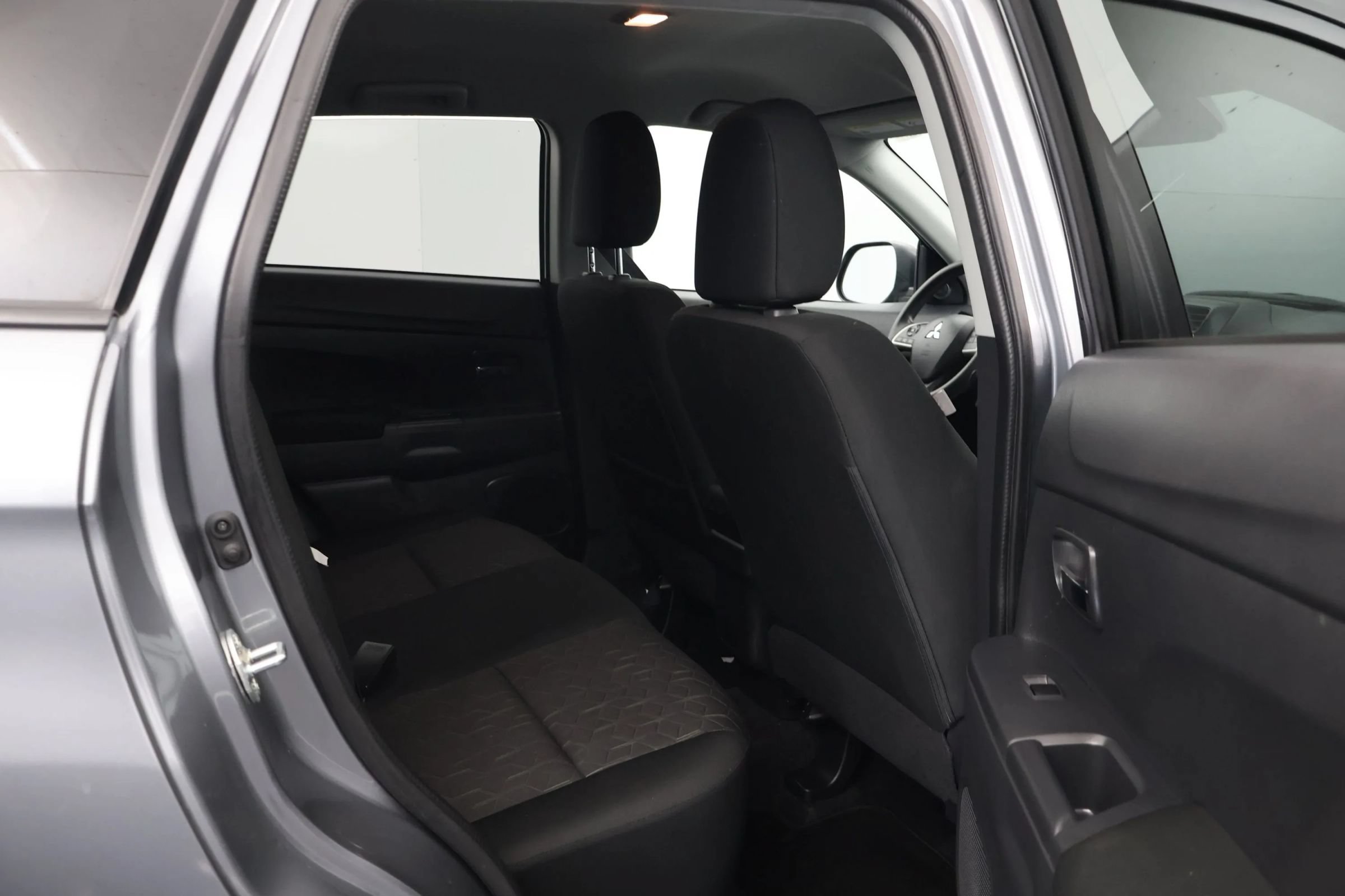 Used 2026 Mitsubishi Outlander Sport ES AWD/4WD image 15