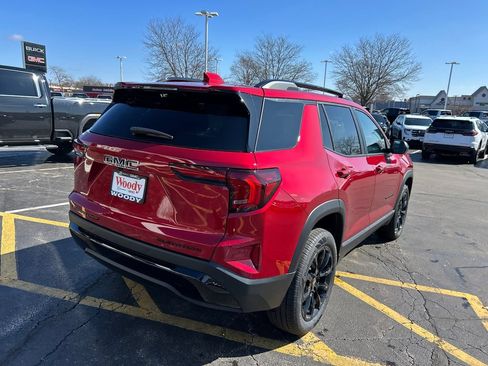 New 2026 GMC Terrain Elevation w/ Black Edition AWD/4WD image 10