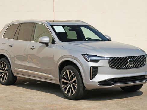 Used 2025 Volvo XC90 B5 Core w/ Protection Package Premier AWD/4WD image 59