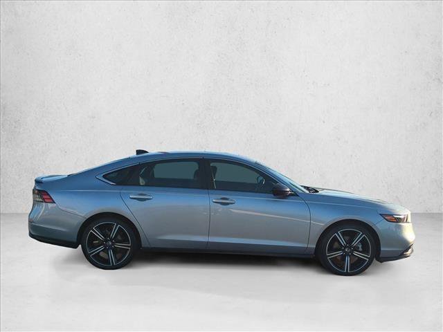 Used 2023 Honda Accord Sport image 4