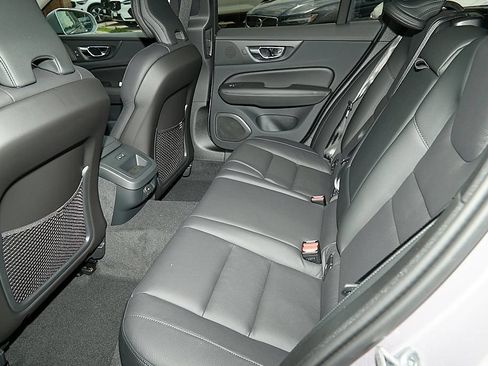 New 2026 Volvo V60 B5 Cross Country Plus w/ Climate Package AWD/4WD image 21