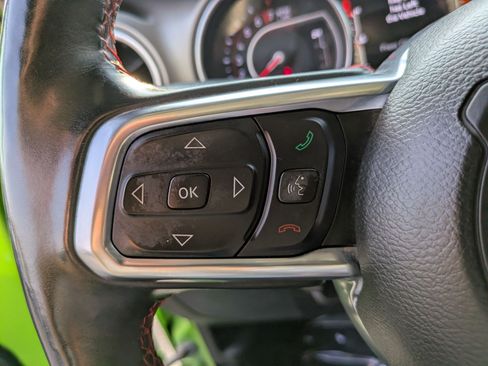 Used 2018 Jeep Wrangler Unlimited Rubicon AWD/4WD image 17