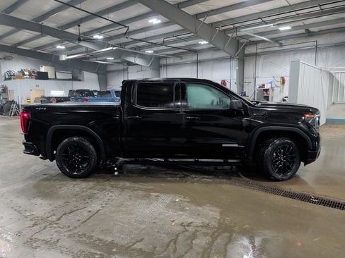 Used 2024 GMC Sierra 1500 Elevation image 2