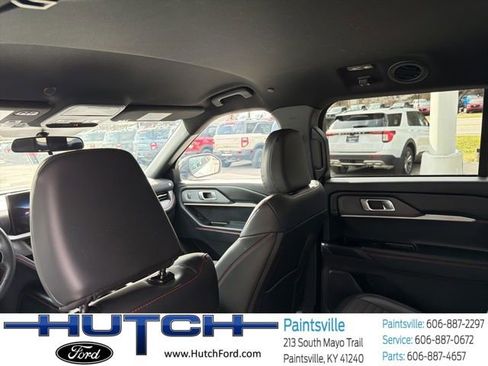 Used 2025 Ford Explorer ST-Line AWD/4WD image 16