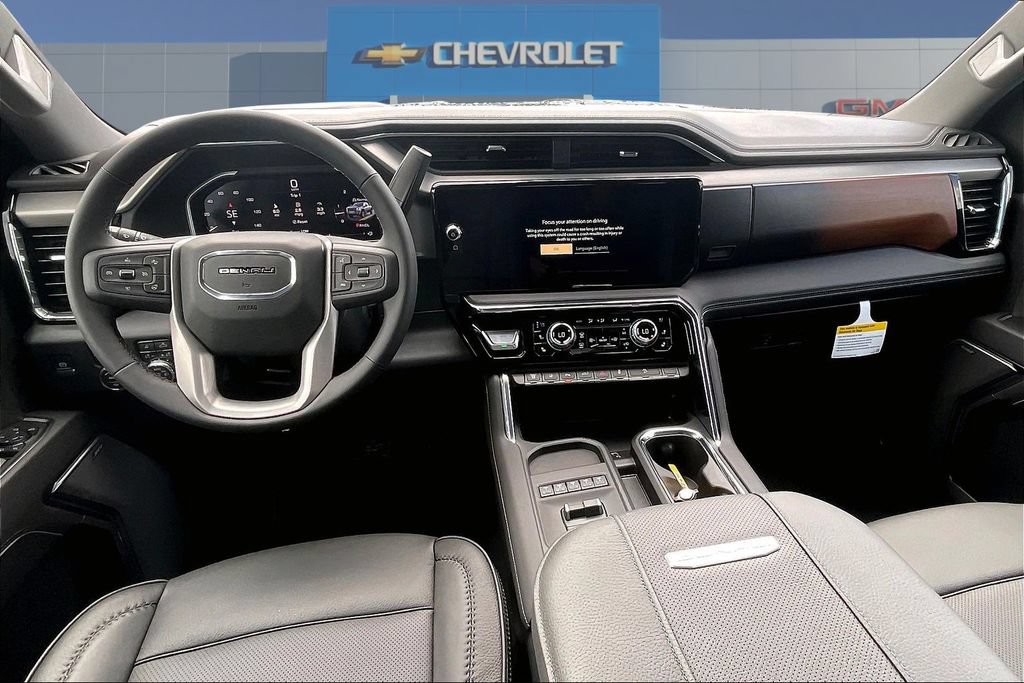 New 2026 GMC Sierra 2500 Denali w/ Denali Reserve Package AWD/4WD image 5