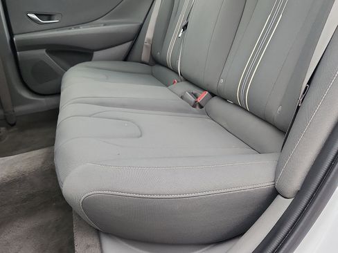 Certified 2024 Hyundai Elantra SEL FWD image 26