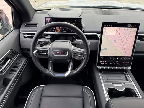 Used 2026 GMC Sierra EV Elevation image 22