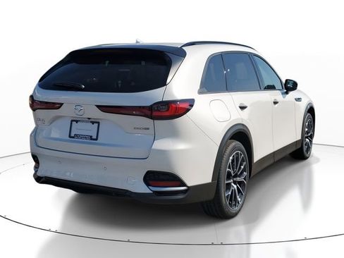 Used 2025 MAZDA CX-70 Plug-In Hybrid w/ Premium Plus image 4
