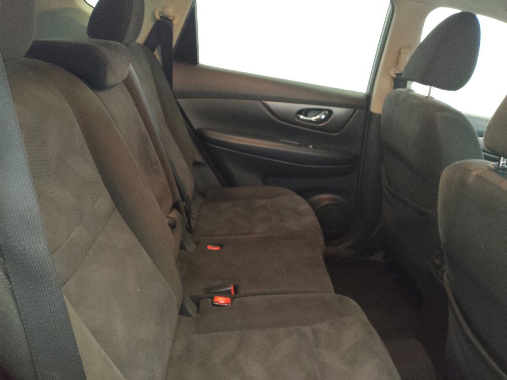 Used 2015 Nissan Rogue SV AWD/4WD image 19