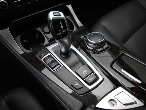 Used 2015 BMW 528i Sedan RWD image 12