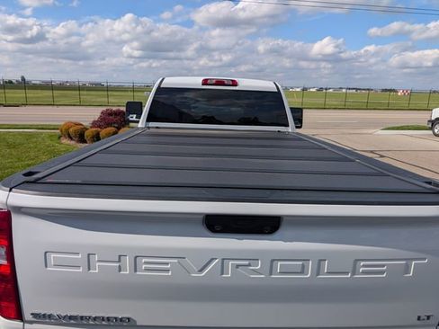 Used 2024 Chevrolet Silverado 2500 LT w/ Convenience Package AWD/4WD image 6