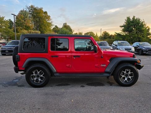 Used 2018 Jeep Wrangler Unlimited Sport S image 9