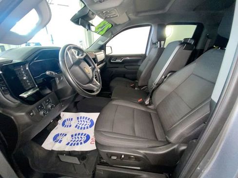 Used 2023 Chevrolet Silverado 1500 LT AWD/4WD image 24
