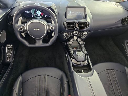 Used 2023 Aston Martin V8 Vantage Roadster RWD image 14