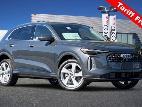 New 2025 Audi Q5 Premium Plus image 1