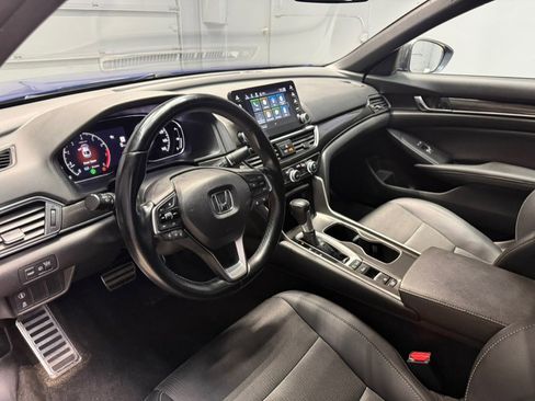 Used 2021 Honda Accord Sport image 8