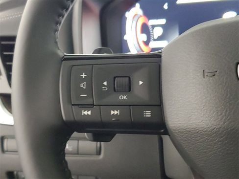 New 2025 Nissan Rogue Platinum w/ Platinum Premium Package image 24