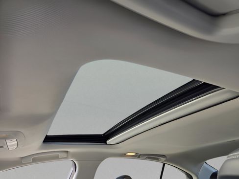 Used 2023 INFINITI Q50 Luxe image 16