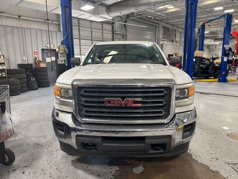 Used 2015 GMC Sierra 2500 2WD Double Cab w/ Sierra Convenience Package image 3