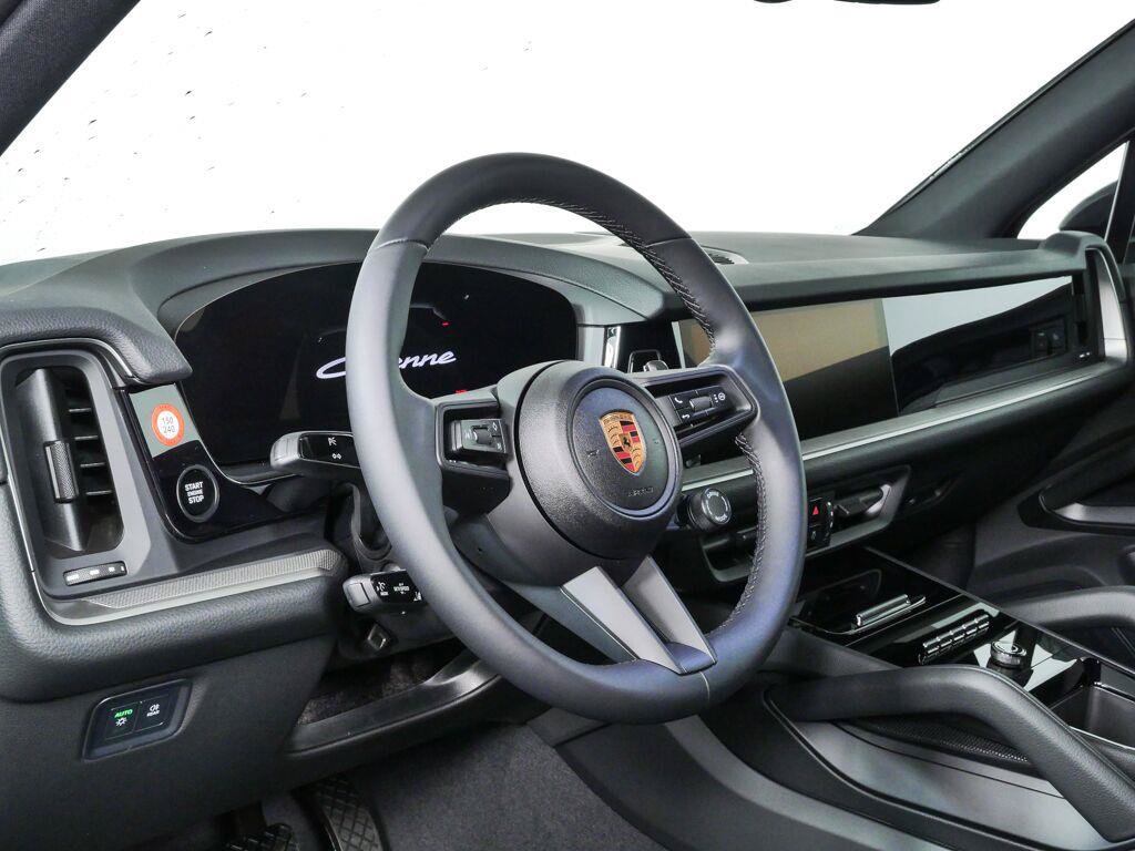 New 2026 Porsche Cayenne AWD/4WD image 4