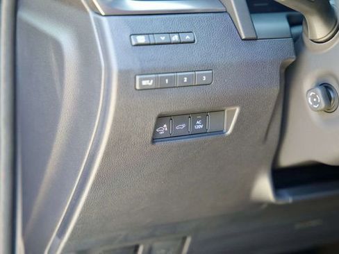 Used 2026 Lexus GX 550 w/ Accessory Package (ZB) AWD/4WD image 37