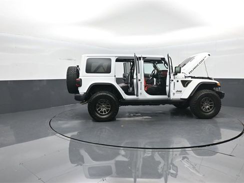 Used 2023 Jeep Wrangler Unlimited Rubicon 392 image 35