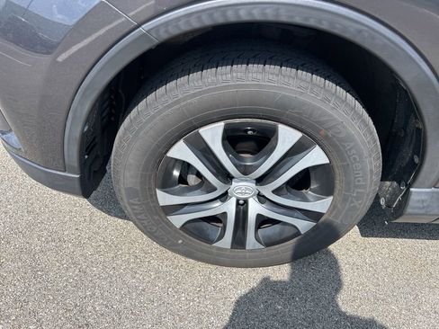 Used 2018 Toyota RAV4 LE w/ All Weather Liner Package AWD/4WD image 4