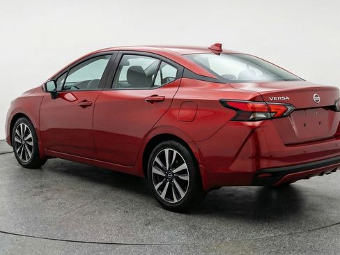 Used 2025 Nissan Versa SV image 6