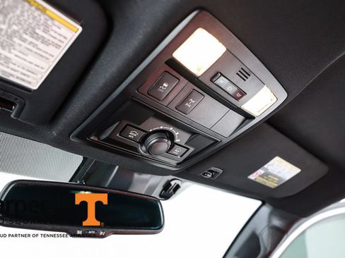 Used 2019 Toyota Tacoma TRD Off-Road w/ Technology Package AWD/4WD image 62