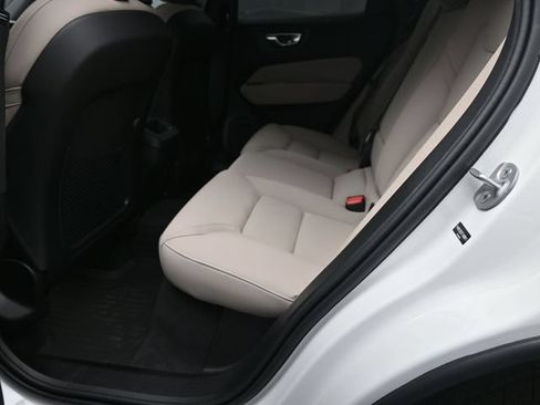 New 2026 Volvo XC60 B5 Plus w/ Protection Package Premier AWD/4WD image 21