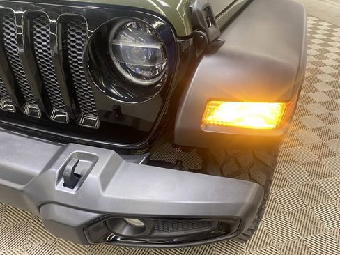 Used 2021 Jeep Wrangler Willys image 3