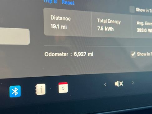 Used 2025 Tesla Model 3 Long Range image 23