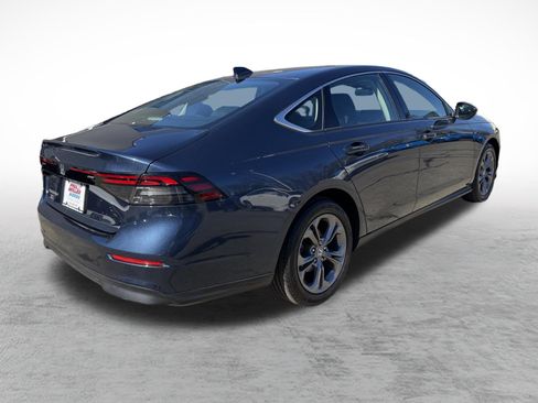 Used 2023 Honda Accord EX image 4