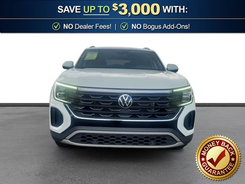 Used 2024 Volkswagen Atlas Cross Sport SE FWD image 11