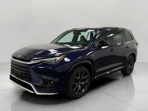 New 2026 Lexus TX 500h AWD image 10