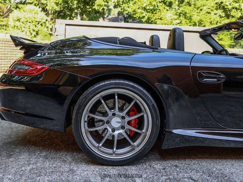 Used 2006 Porsche 911 Carrera S RWD image 10